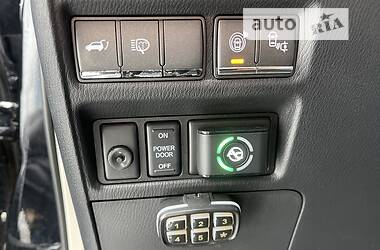 Внедорожник / Кроссовер Infiniti QX80 2014 в 