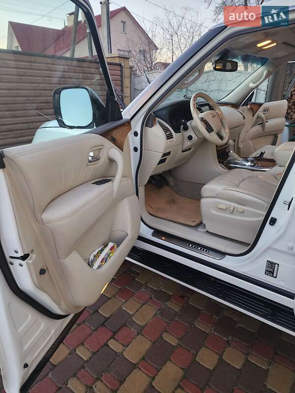 Внедорожник / Кроссовер Infiniti QX80 2014 в Киеве