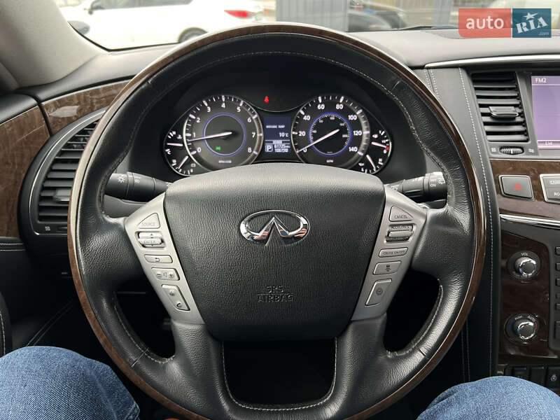 Внедорожник / Кроссовер Infiniti QX80 2016 в Черновцах