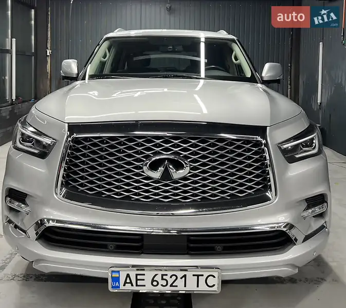 Infiniti QX80 2018