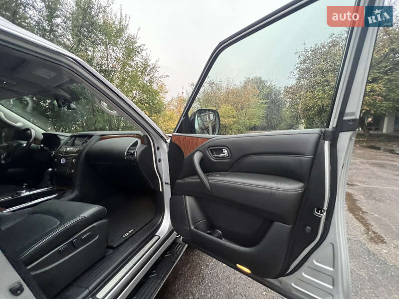 Позашляховик / Кросовер Infiniti QX80 2018 в Дніпрі