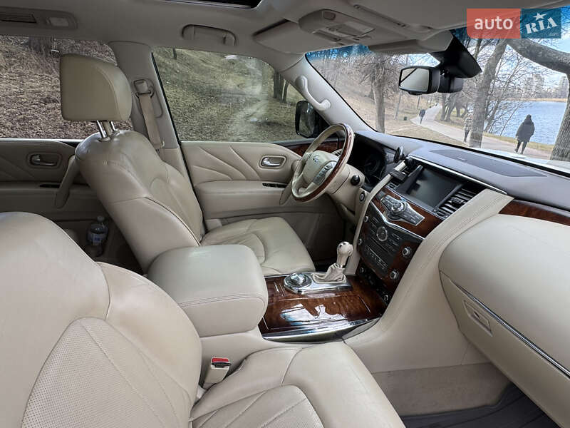 Внедорожник / Кроссовер Infiniti QX80 2016 в Тернополе