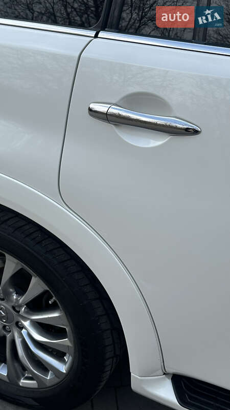 Внедорожник / Кроссовер Infiniti QX80 2016 в Ивано-Франковске