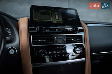 Внедорожник / Кроссовер Infiniti QX80 2023 в 
