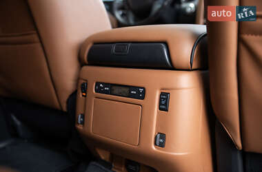 Внедорожник / Кроссовер Infiniti QX80 2023 в 