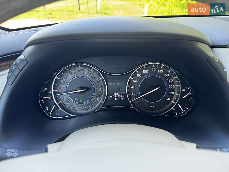 Позашляховик / Кросовер Infiniti QX80 2013 в Сарнах