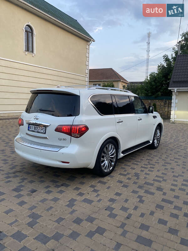 Внедорожник / Кроссовер Infiniti QX80 2015 в Могилев-Подольске