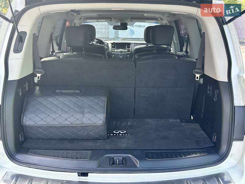 Позашляховик / Кросовер Infiniti QX80 2016 в Києві