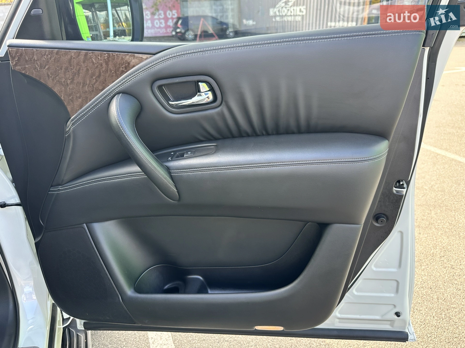 2016 Infiniti QX80 - мініатюра 13