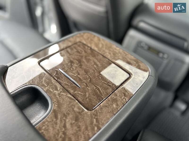 Внедорожник / Кроссовер Infiniti QX80 2015 в Киеве