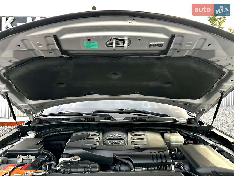 Внедорожник / Кроссовер Infiniti QX80 2015 в Киеве