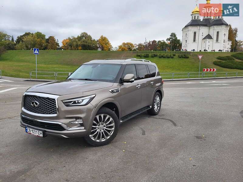 Позашляховик / Кросовер Infiniti QX80 2016 в Чернігові
