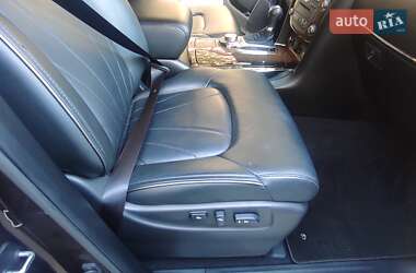 Внедорожник / Кроссовер Infiniti QX80 2013 в 