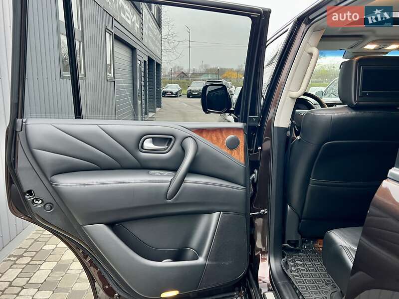 Внедорожник / Кроссовер Infiniti QX80 2017 в Киеве