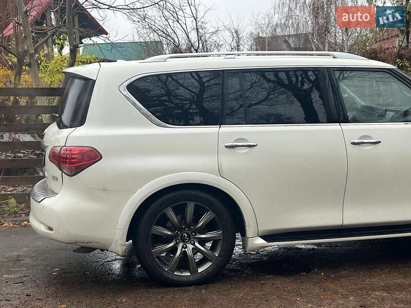 Внедорожник / Кроссовер Infiniti QX80 2017 в Киеве