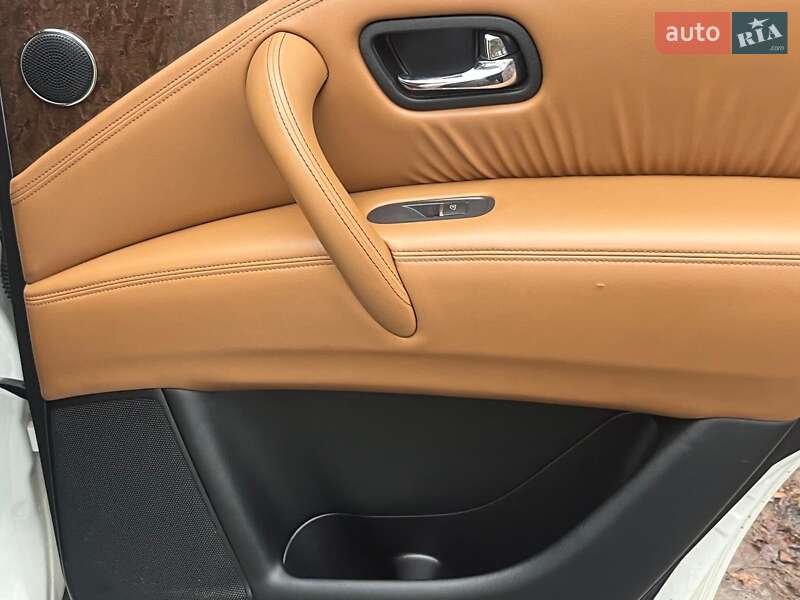 Внедорожник / Кроссовер Infiniti QX80 2017 в Киеве