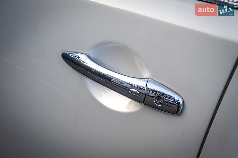 Позашляховик / Кросовер Infiniti QX80 2014 в Києві фото 23 Позашляховик / Кросовер Infiniti QX80 2014 в Києві