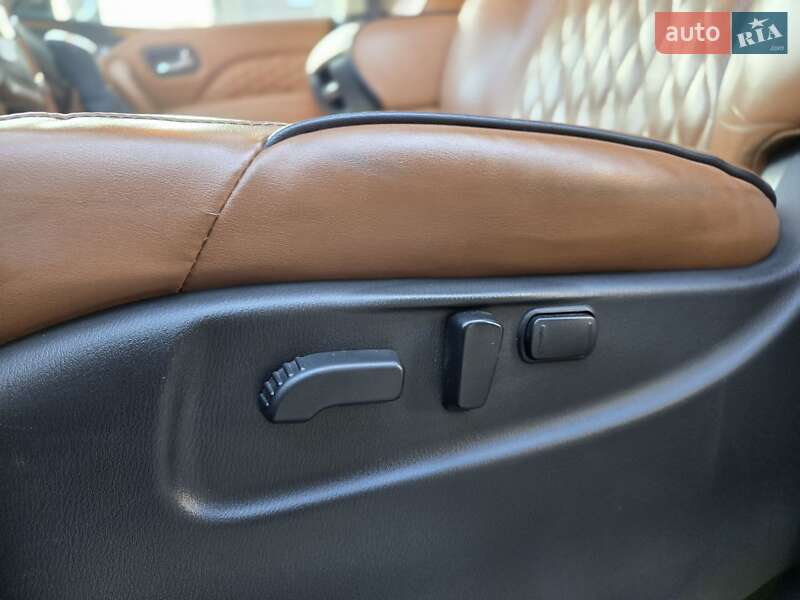 Внедорожник / Кроссовер Infiniti QX80 2017 в Львове фото 18 Внедорожник / Кроссовер Infiniti QX80 2017 в Львове