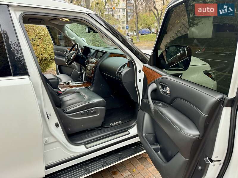 Позашляховик / Кросовер Infiniti QX80 2018 в Києві