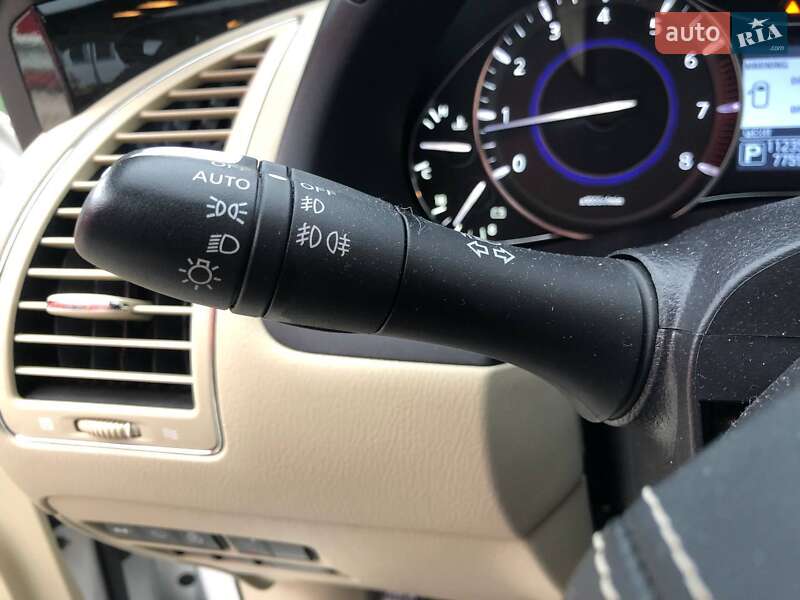 Позашляховик / Кросовер Infiniti QX80 2019 в Києві