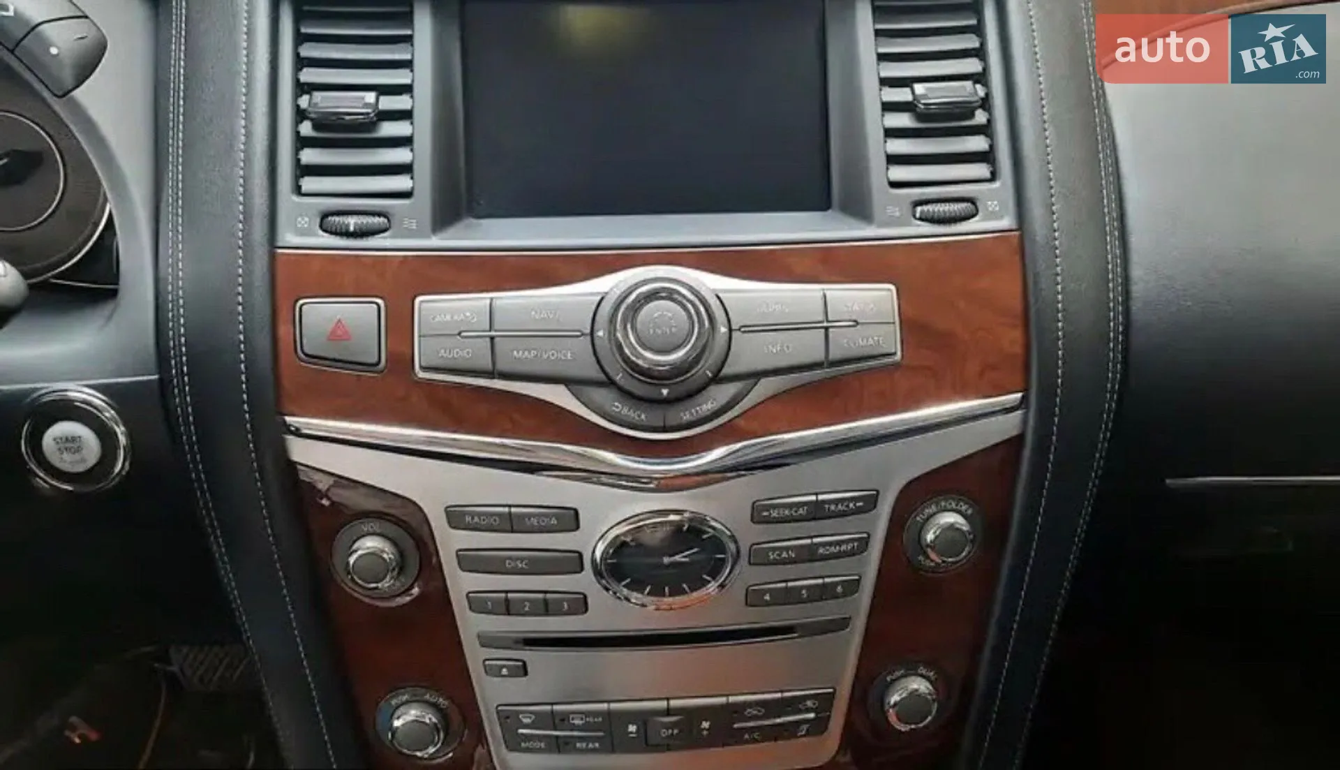 2018 Infiniti QX80 - мініатюра 18