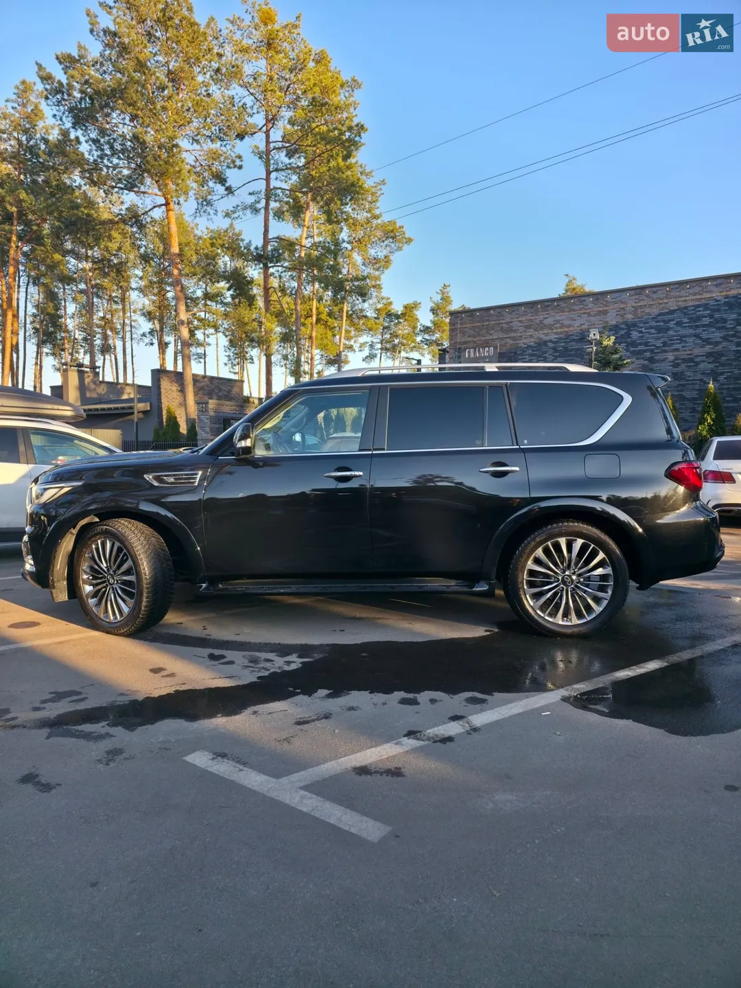 2020 Infiniti QX80 - мініатюра 8