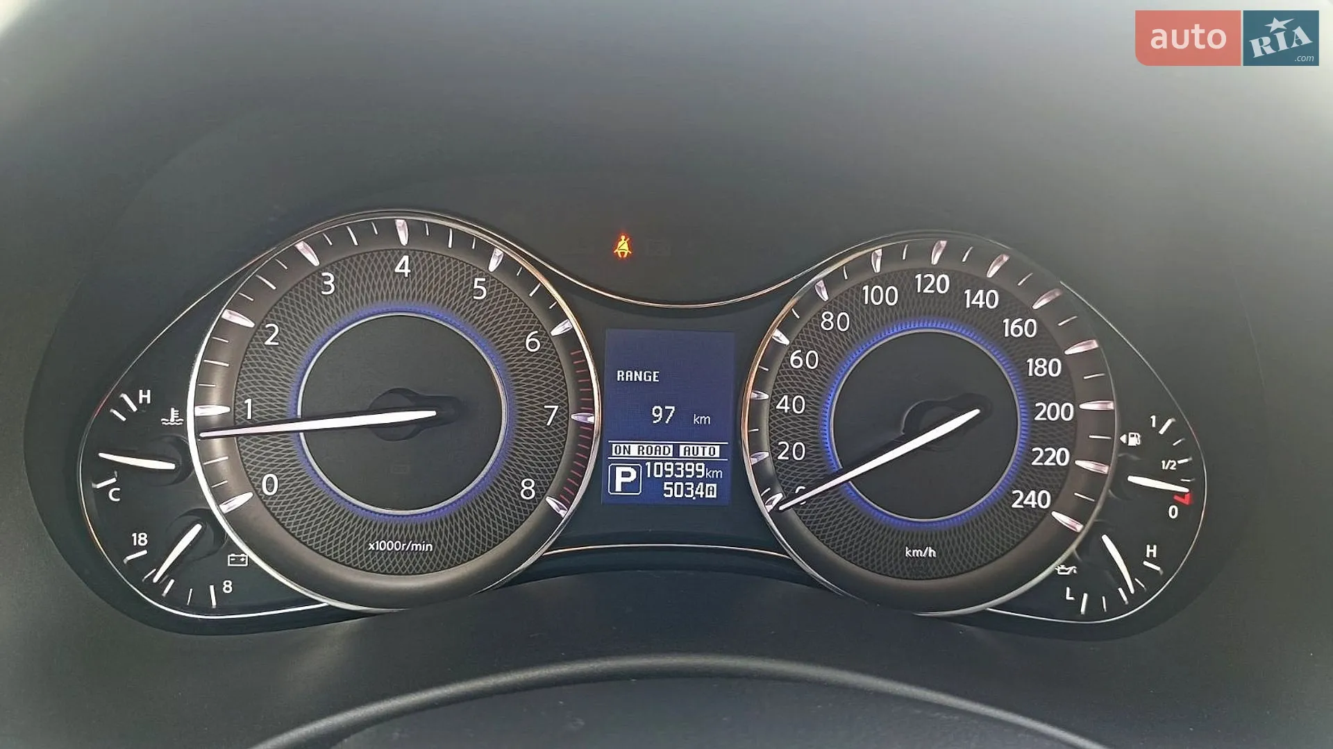 2018 Infiniti QX80 - мініатюра 16