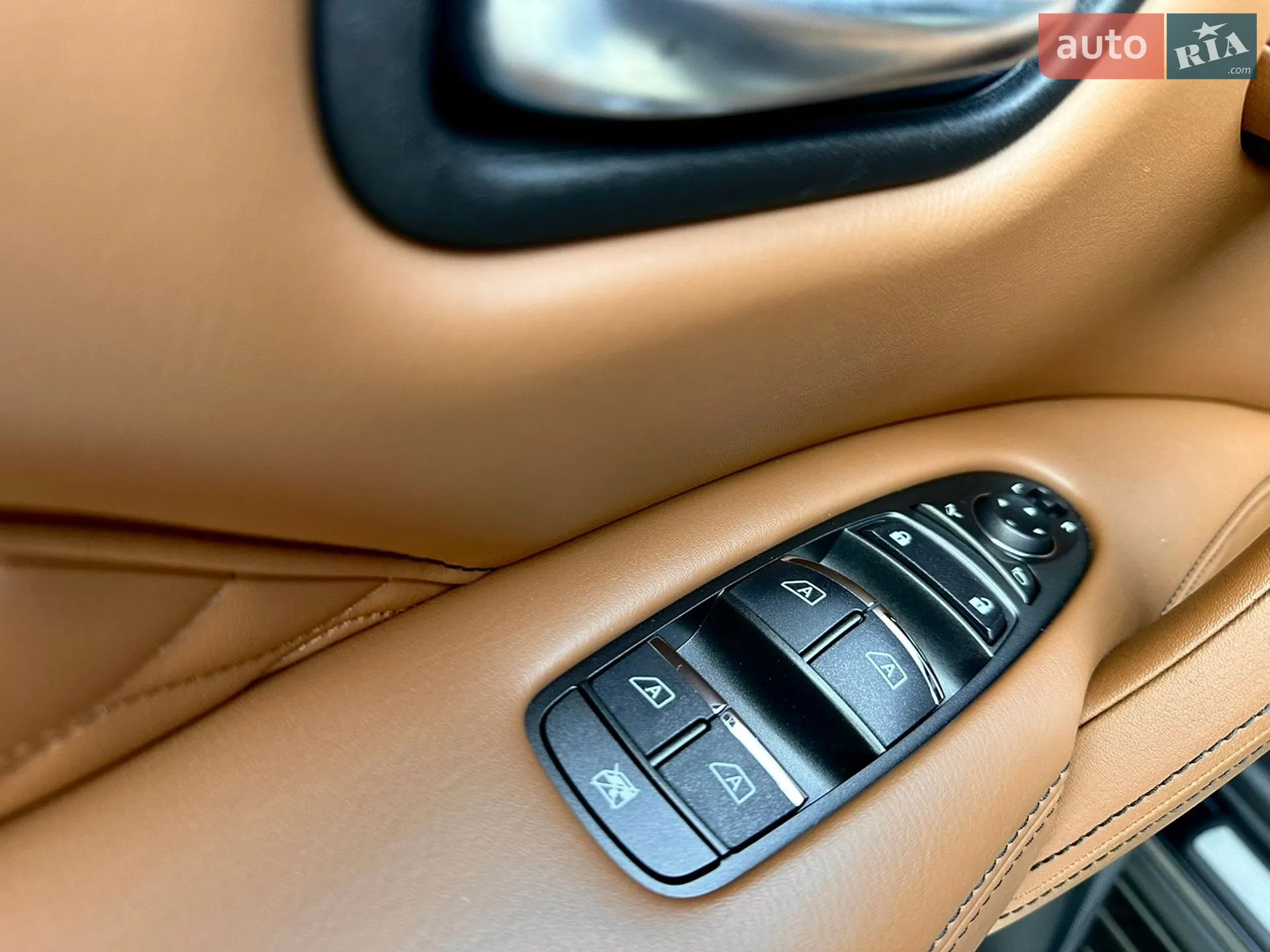 2023 Infiniti QX80 - мініатюра 25