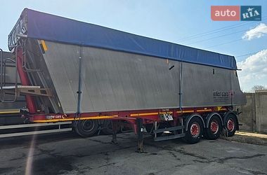 Самоскид напівпричіп Inter Cars NW 2013 в Березанці