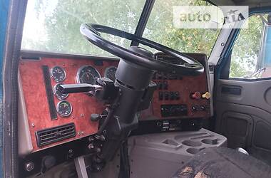 Тягач International 9200 2003 в 