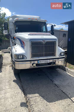 Тягач International 9200 2002 в Полтаве