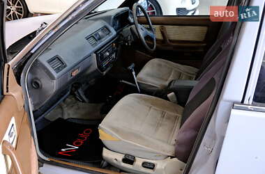 Седан Isuzu Aska 1989 в 