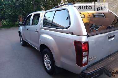 Пікап Isuzu D-Max 2013 в 