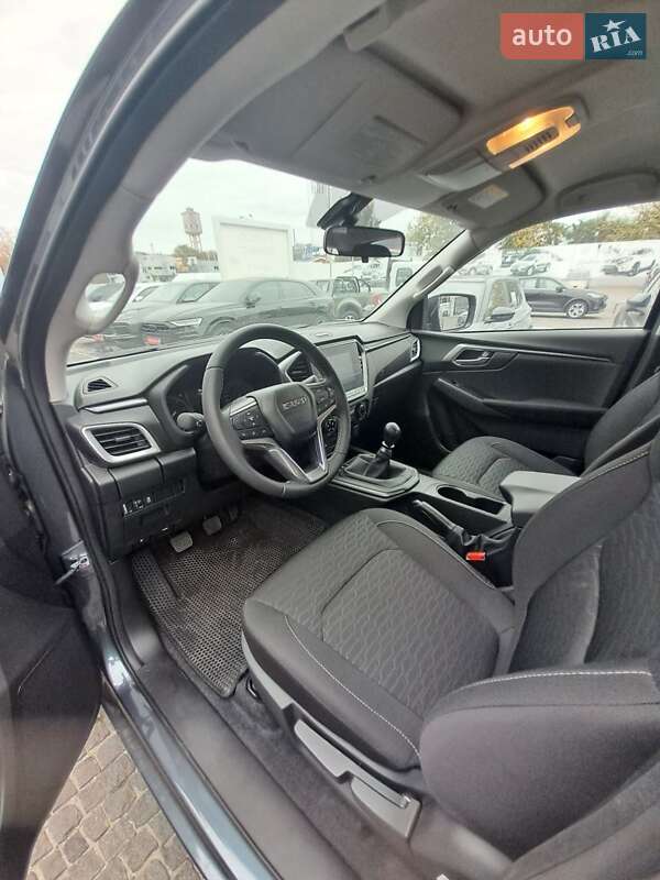 Пікап Isuzu D-Max 2025 в Дніпрі фото 14 Пікап Isuzu D-Max 2025 в Дніпрі