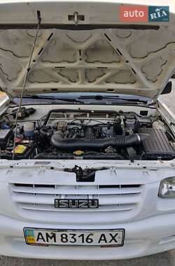 Пикап Isuzu Faster 1999 в Звягеле