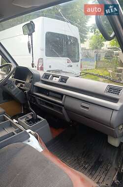 Минивэн Isuzu Midi 1996 в 