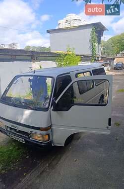 Мінівен Isuzu Midi 1996 в 