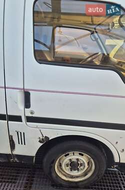 Минивэн Isuzu Midi 1994 в 