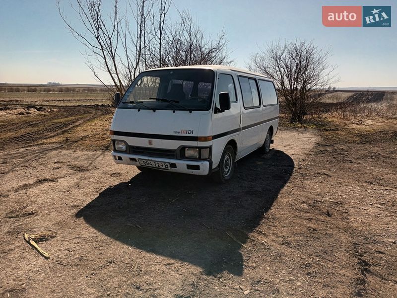 Минивэн Isuzu Midi 1989 в Городенке