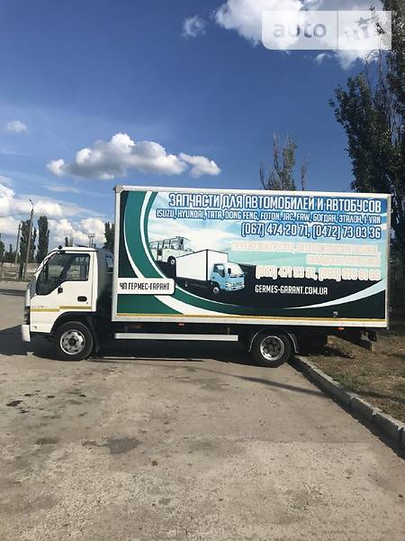 Шасі Isuzu NQR 2010 в Черкасах