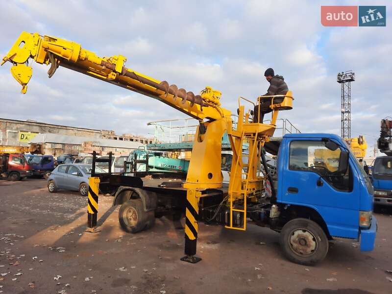 Бурова установка Isuzu NQR 2008 в Одесі