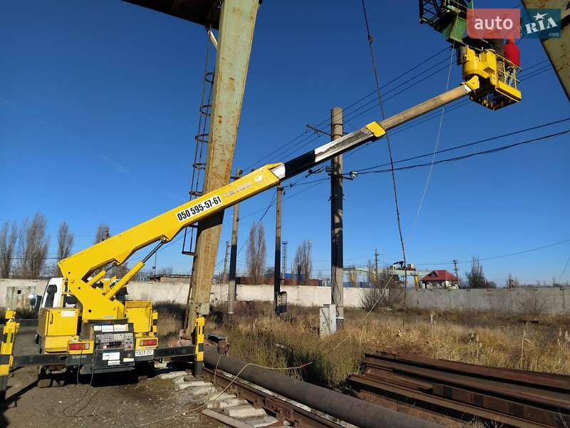 Автовышка Isuzu NQR 2014 в Одессе