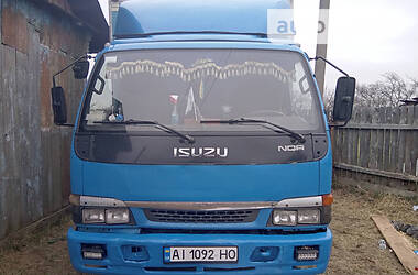 Фургон Isuzu NQR 2006 в Киеве