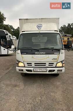 Грузовой фургон Isuzu NQR 2007 в Буче
