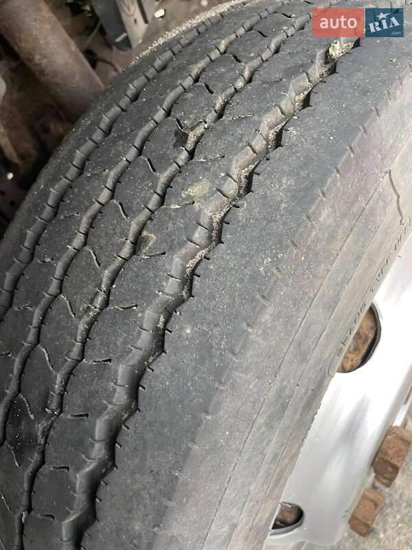 Грузовой фургон Isuzu NQR 2007 в Буче