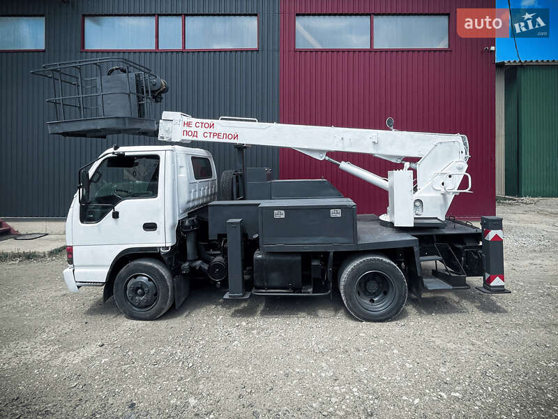 Автовишка Isuzu NQR 2006 в Дніпрі