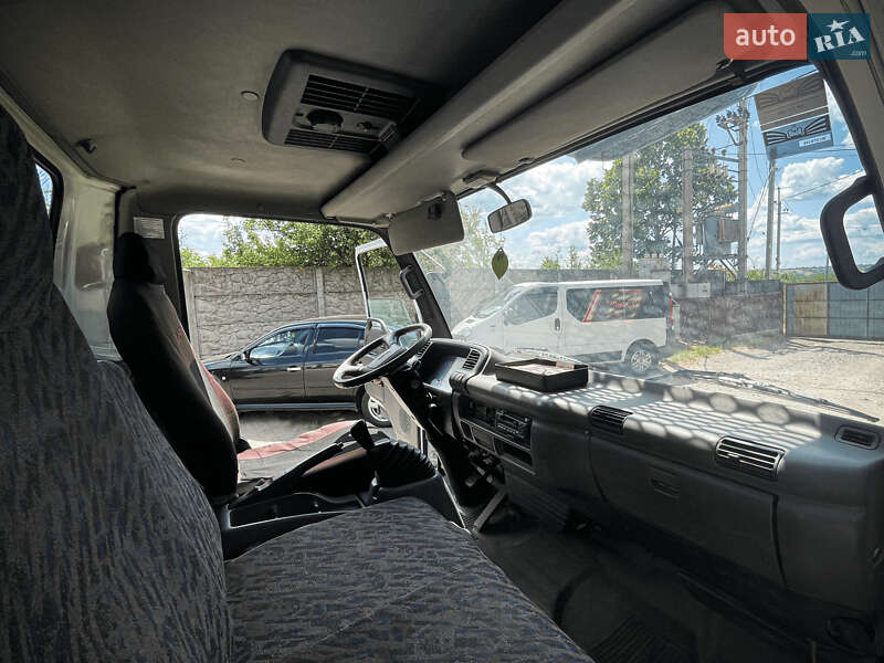 Автовишка Isuzu NQR 2006 в Дніпрі