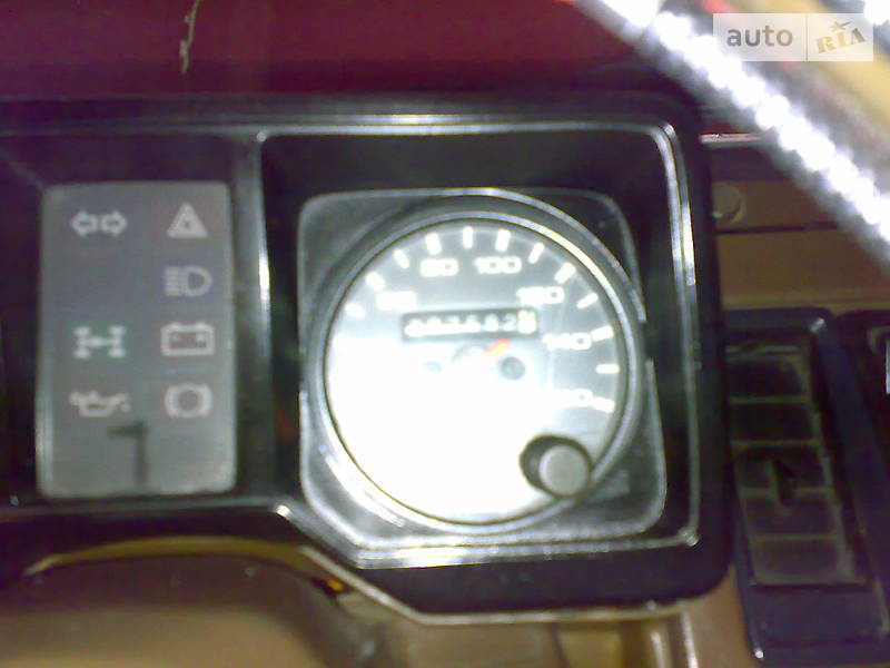 Позашляховик / Кросовер Isuzu Trooper 1986 в Сумах фото 7 Позашляховик / Кросовер Isuzu Trooper 1986 в Сумах