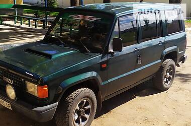 Внедорожник / Кроссовер Isuzu Trooper 1987 в Николаеве