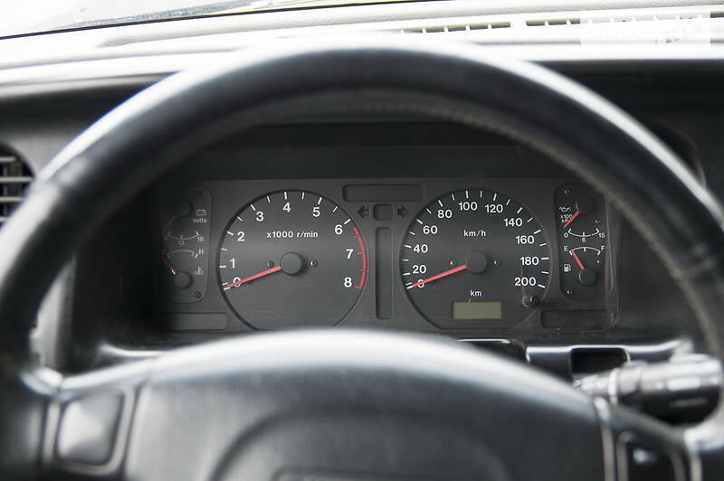 Внедорожник / Кроссовер Isuzu Trooper 1998 в Ровно